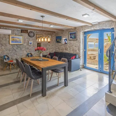 Ana Mediterranea Holiday home Celina
